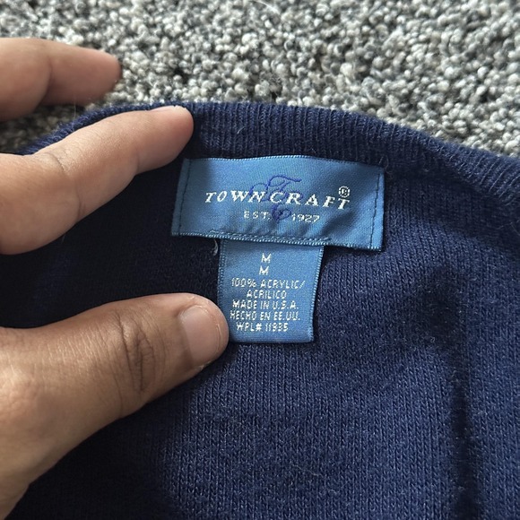 Towncraft Sweater Mens Medium Navy Blue V-Neck Pullover‎ Knit Acrylic Made USA - Picture 5 of 16